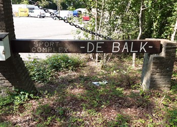 Balkbrug, nieuwbouw kleedruimtes, bestuurskamers, fysioruimte en (kantine)entree